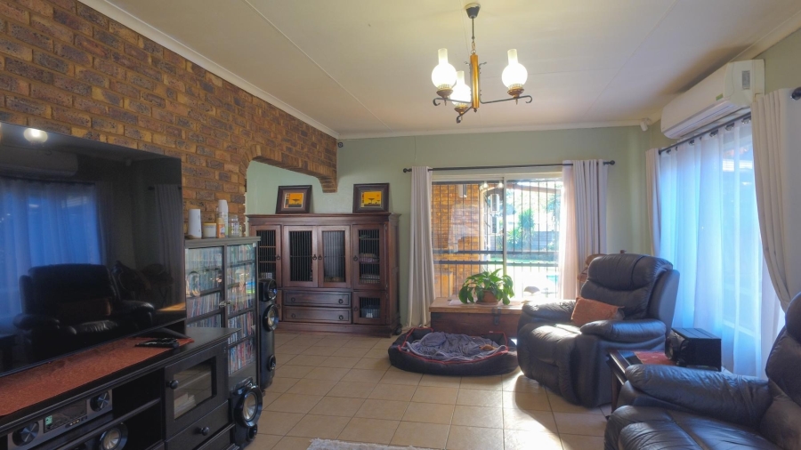 3 Bedroom Property for Sale in Bodorp North West
